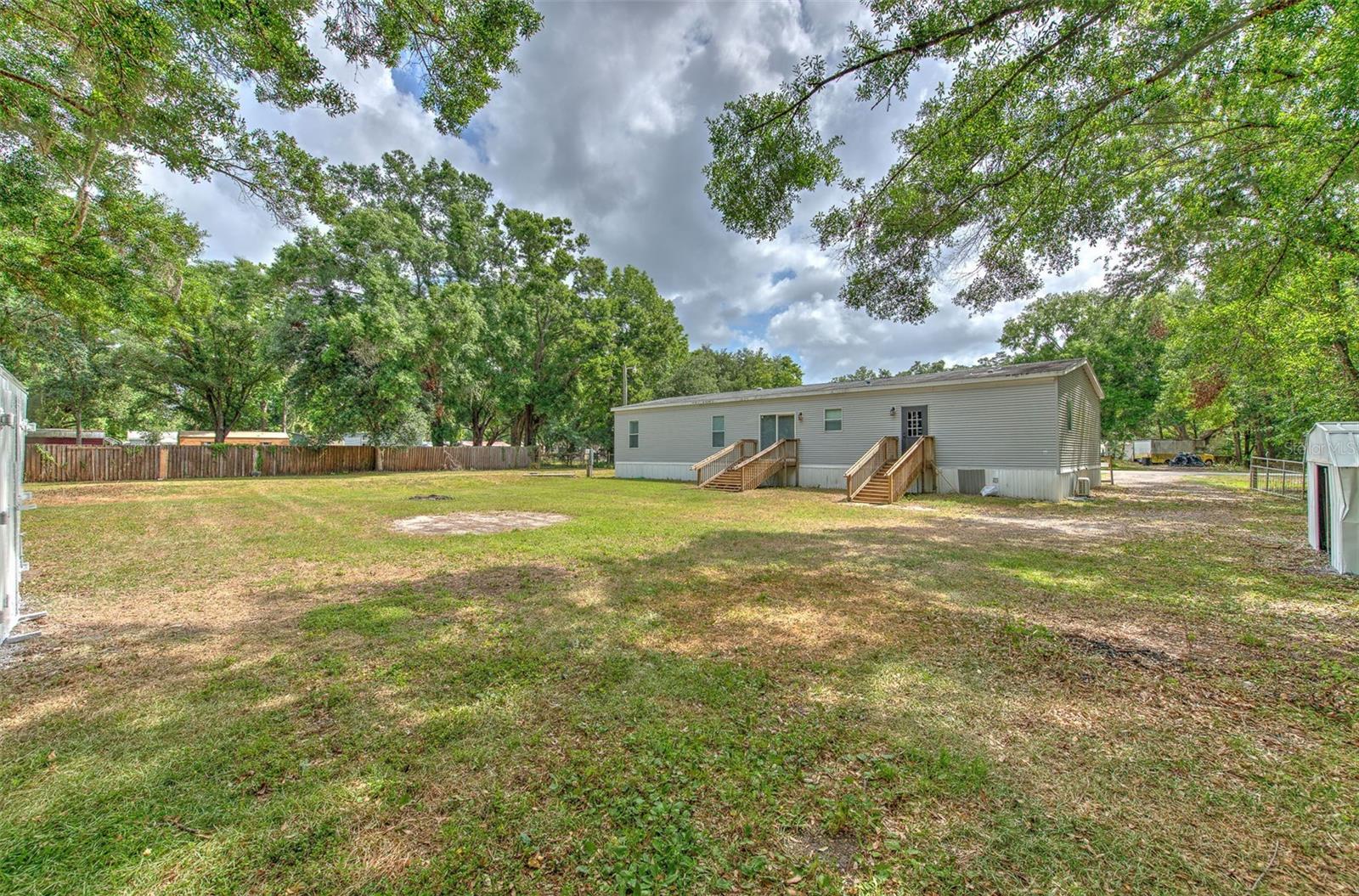 Image 37 of 42 For 6633 Applewood Drive
