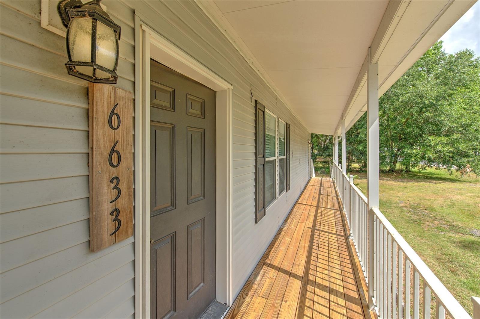 Image 4 of 42 For 6633 Applewood Drive