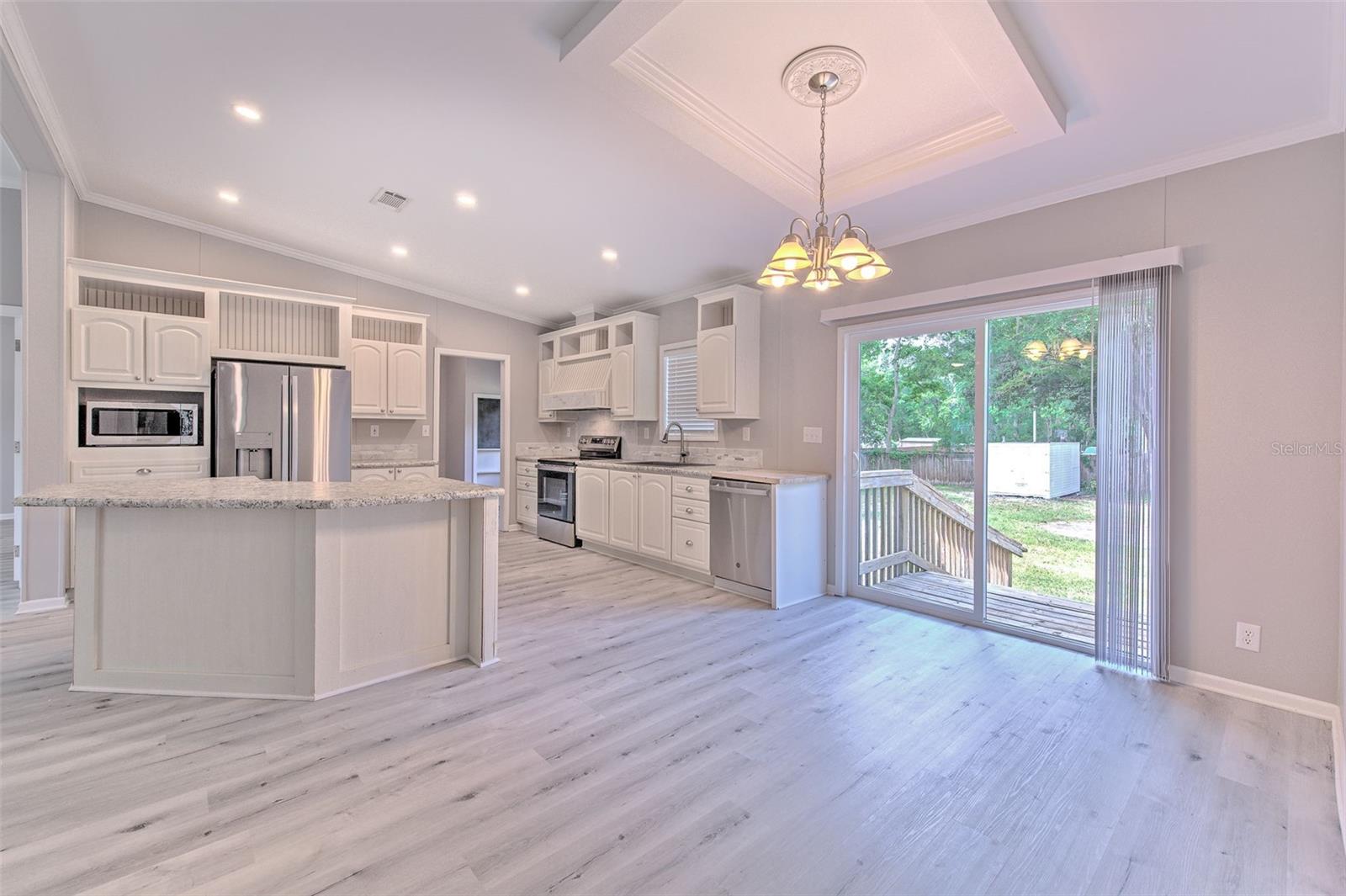 Image 9 of 42 For 6633 Applewood Drive