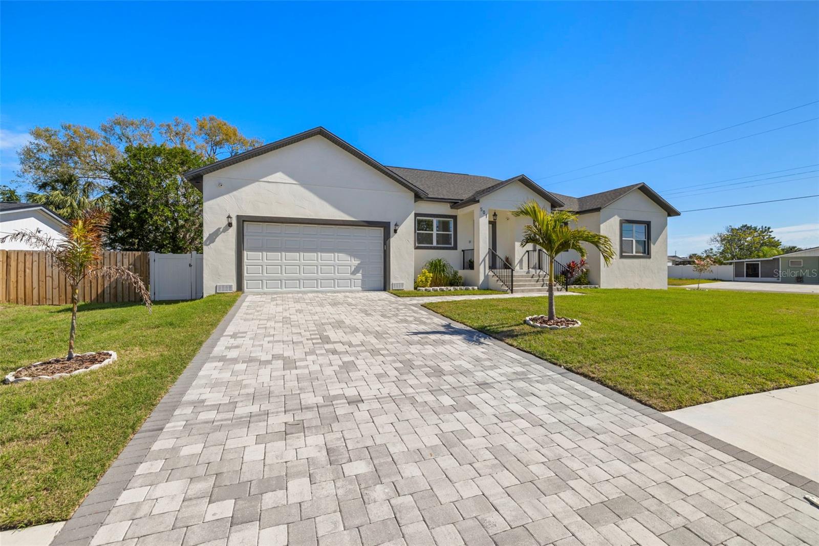 Details for 501 Florida Circle N, APOLLO BEACH, FL 33572