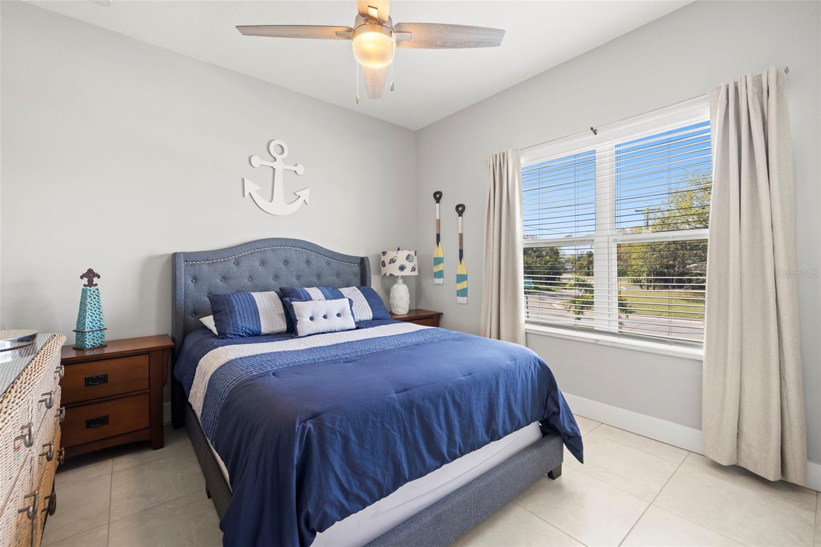 Listing photo id 12 for 501 Florida Circle N