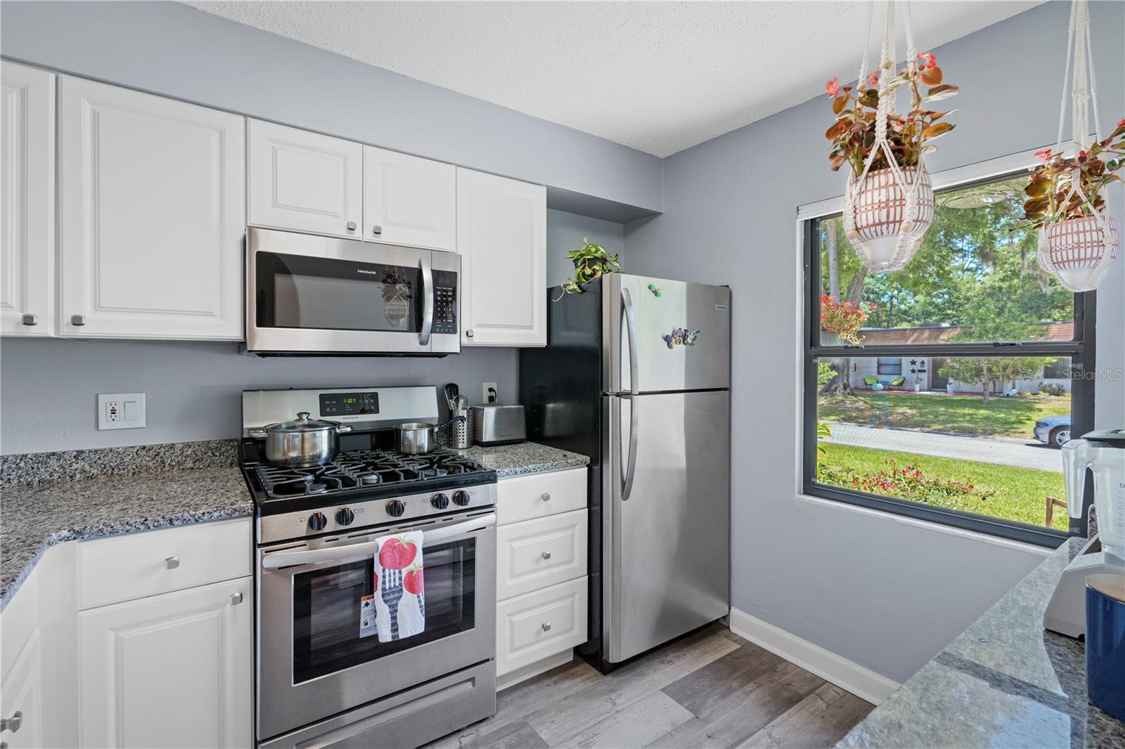 Image 12 of 26 For 1278 Mission Circle 45b
