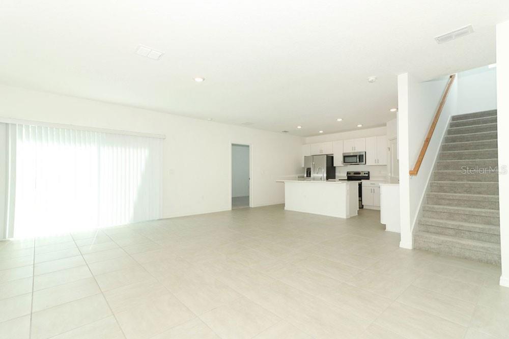 Image 11 of 26 For 13261 Tropical Breeze Way
