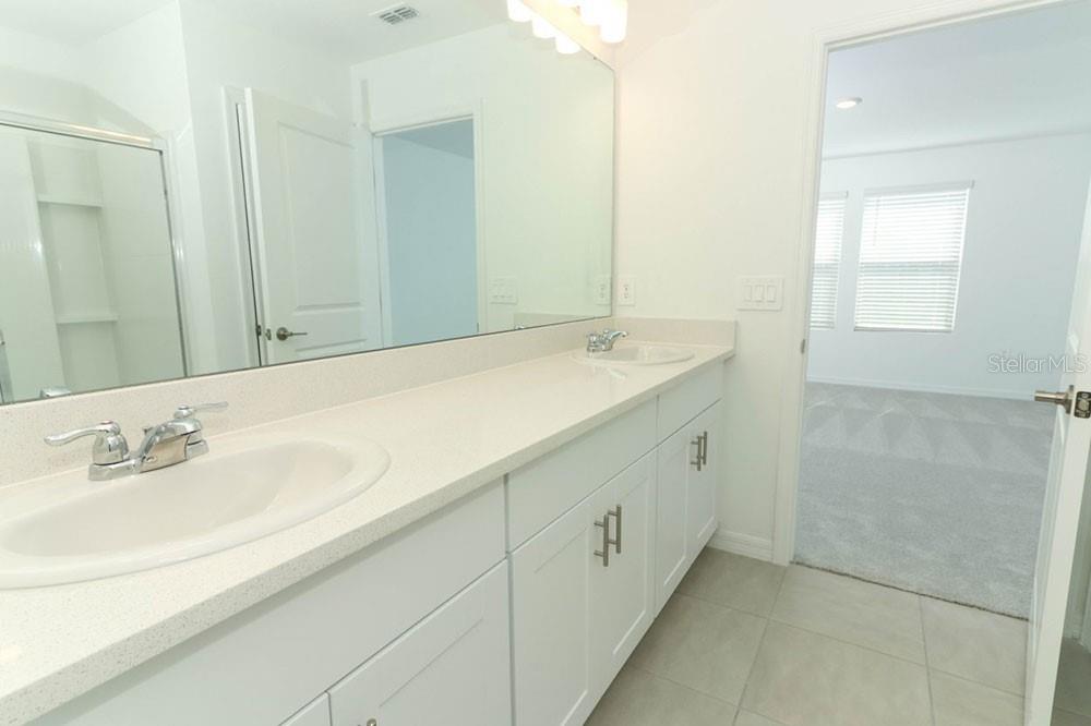 Image 21 of 26 For 13261 Tropical Breeze Way