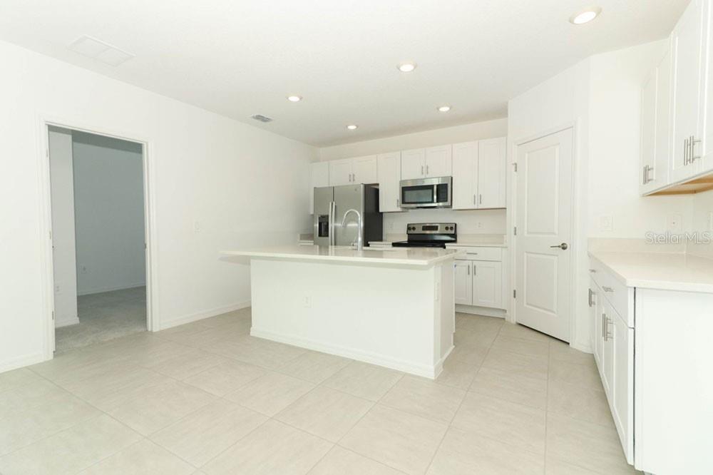 Image 7 of 26 For 13261 Tropical Breeze Way