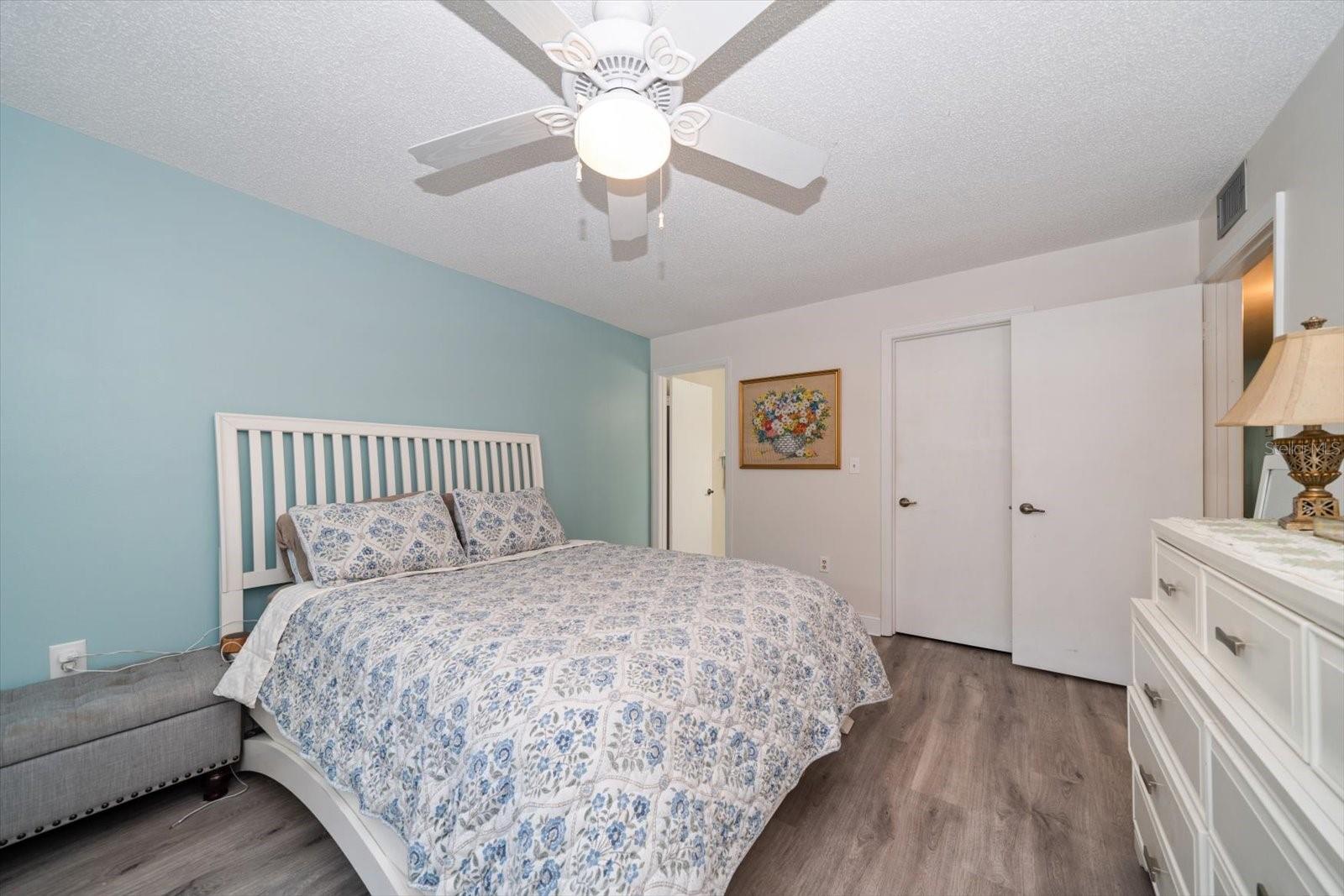 Image 13 of 23 For 1715 Belleair Forest Drive C