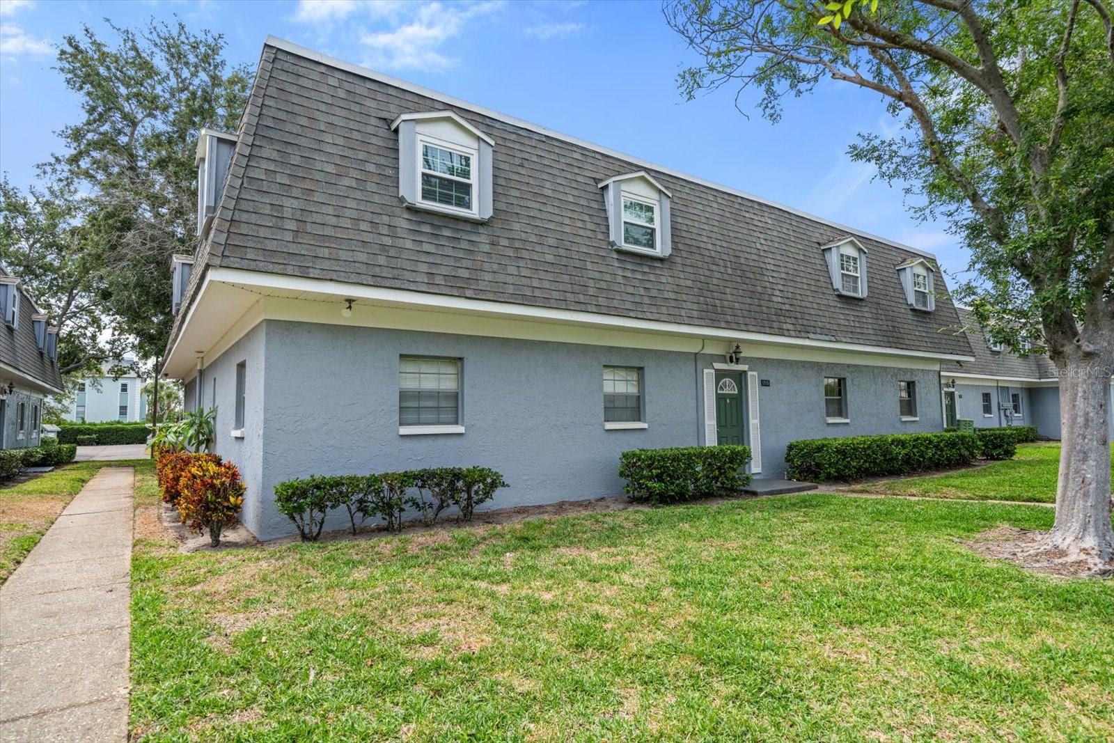 Image 17 of 23 For 1715 Belleair Forest Drive C