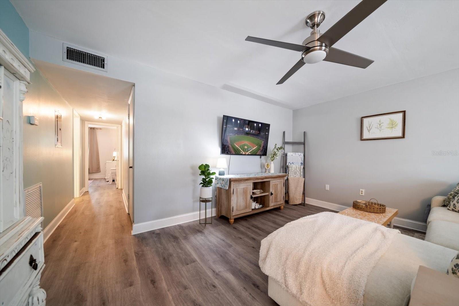 Image 6 of 23 For 1715 Belleair Forest Drive C