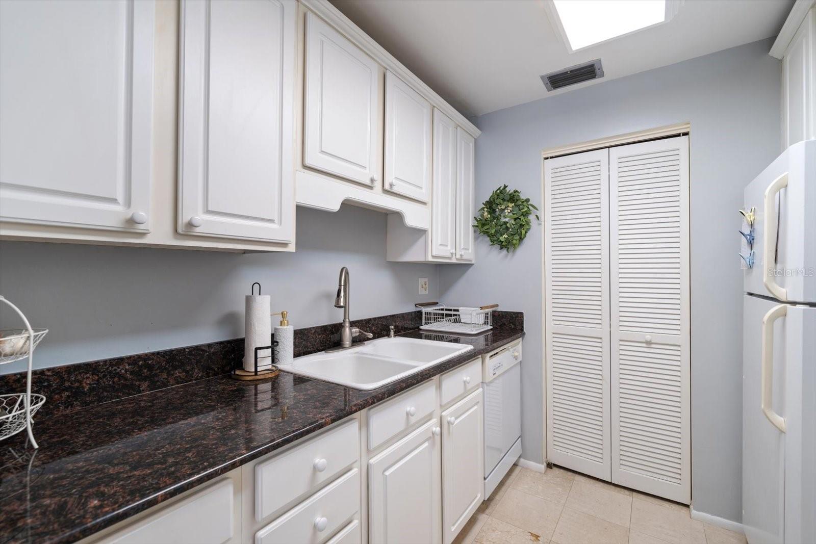 Image 8 of 23 For 1715 Belleair Forest Drive C