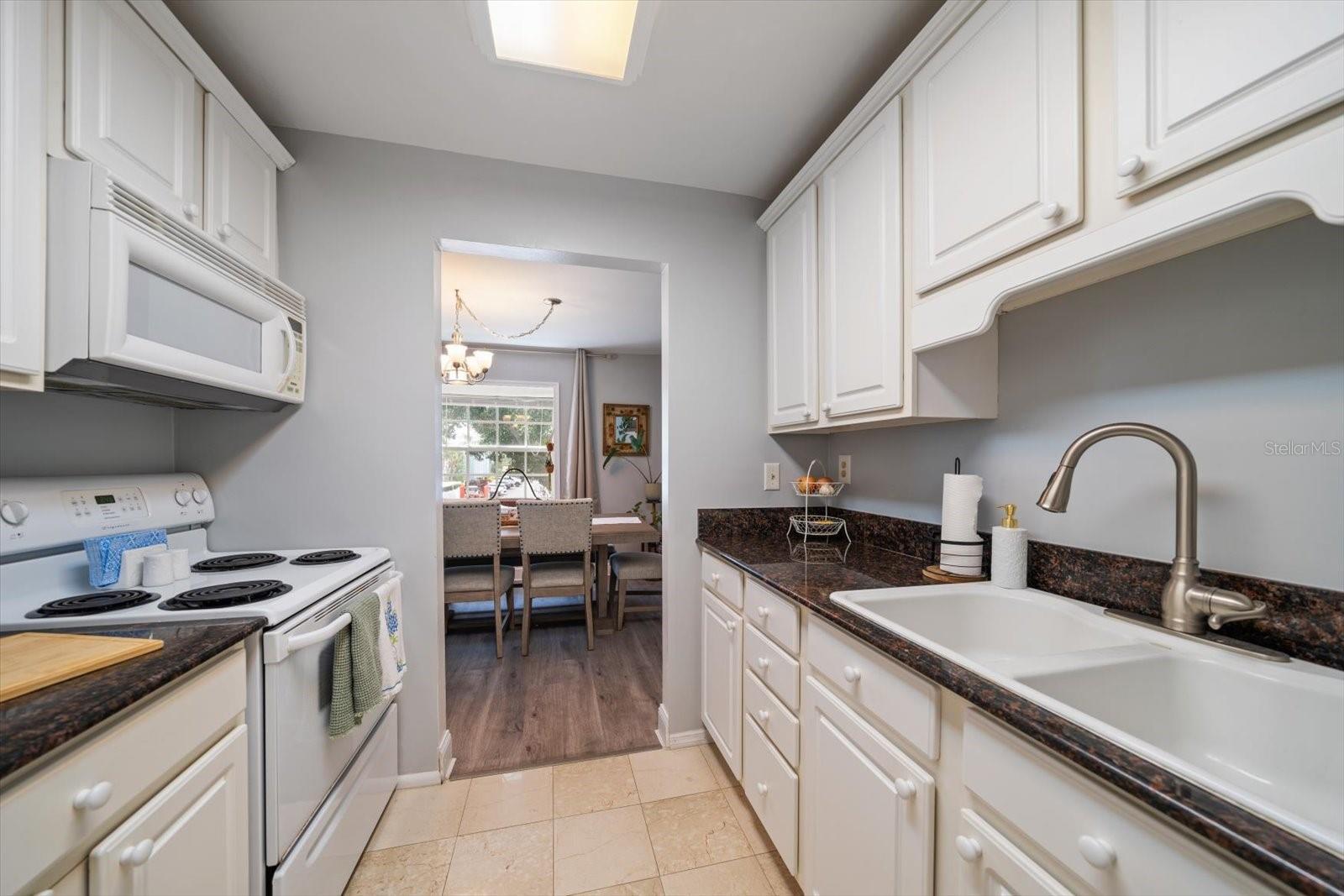 Image 9 of 23 For 1715 Belleair Forest Drive C