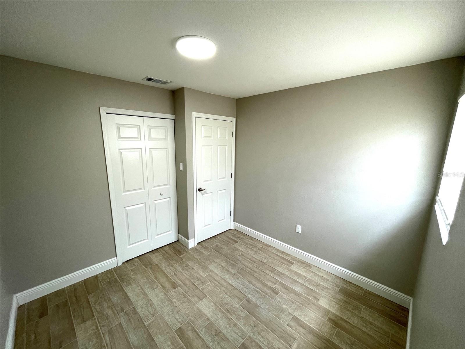 Image 16 of 24 For 8310 Croton Avenue