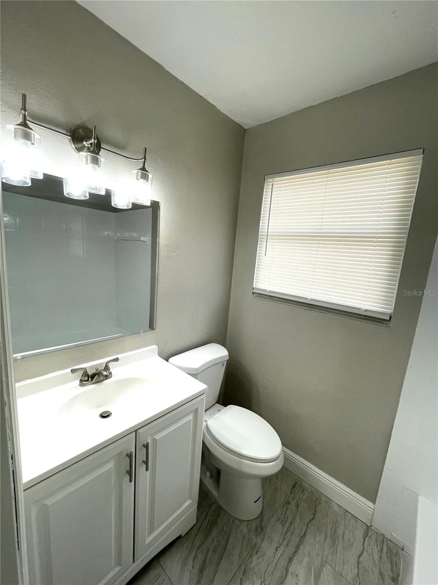 Image 17 of 24 For 8310 Croton Avenue