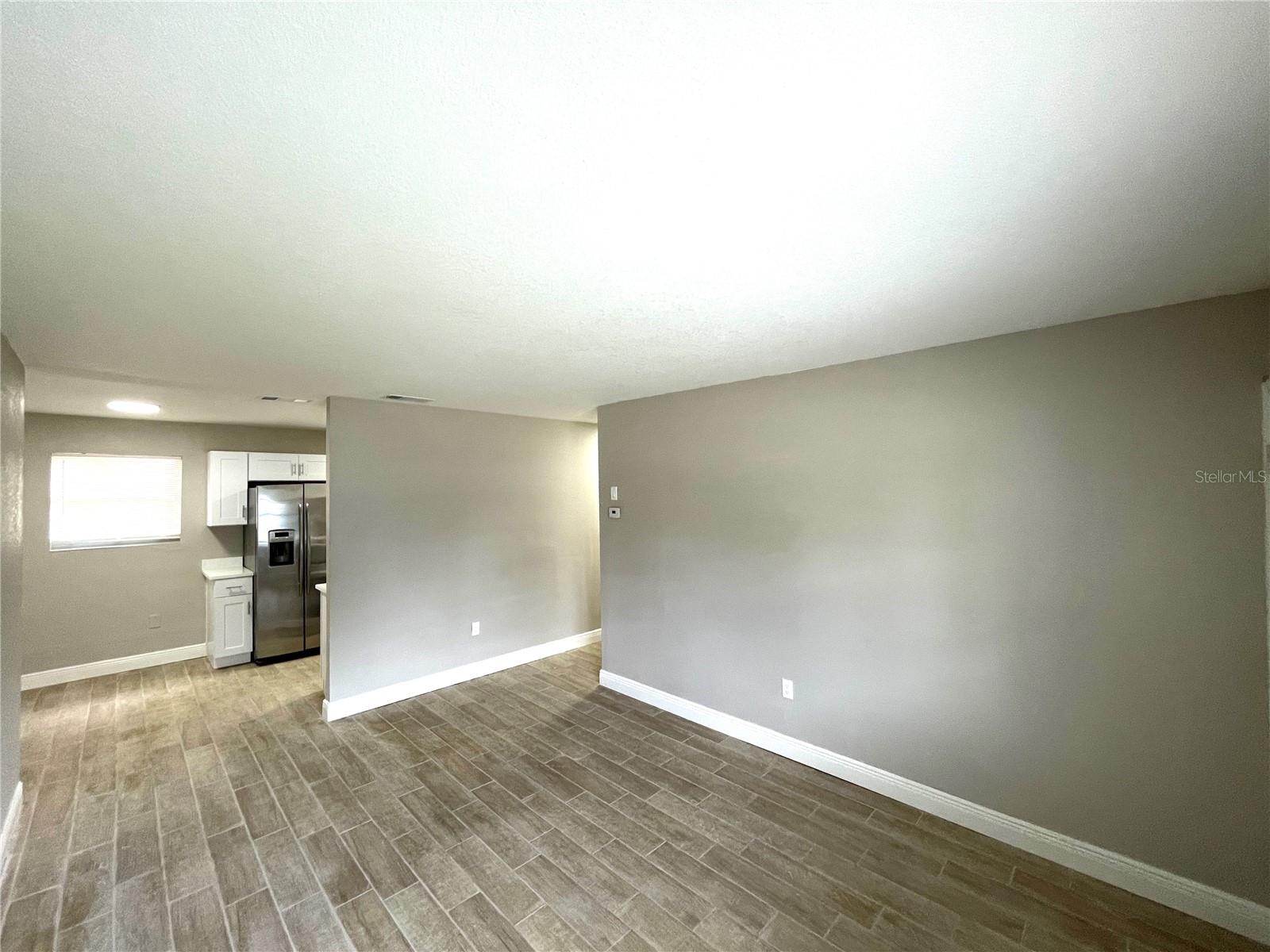 Image 9 of 24 For 8310 Croton Avenue