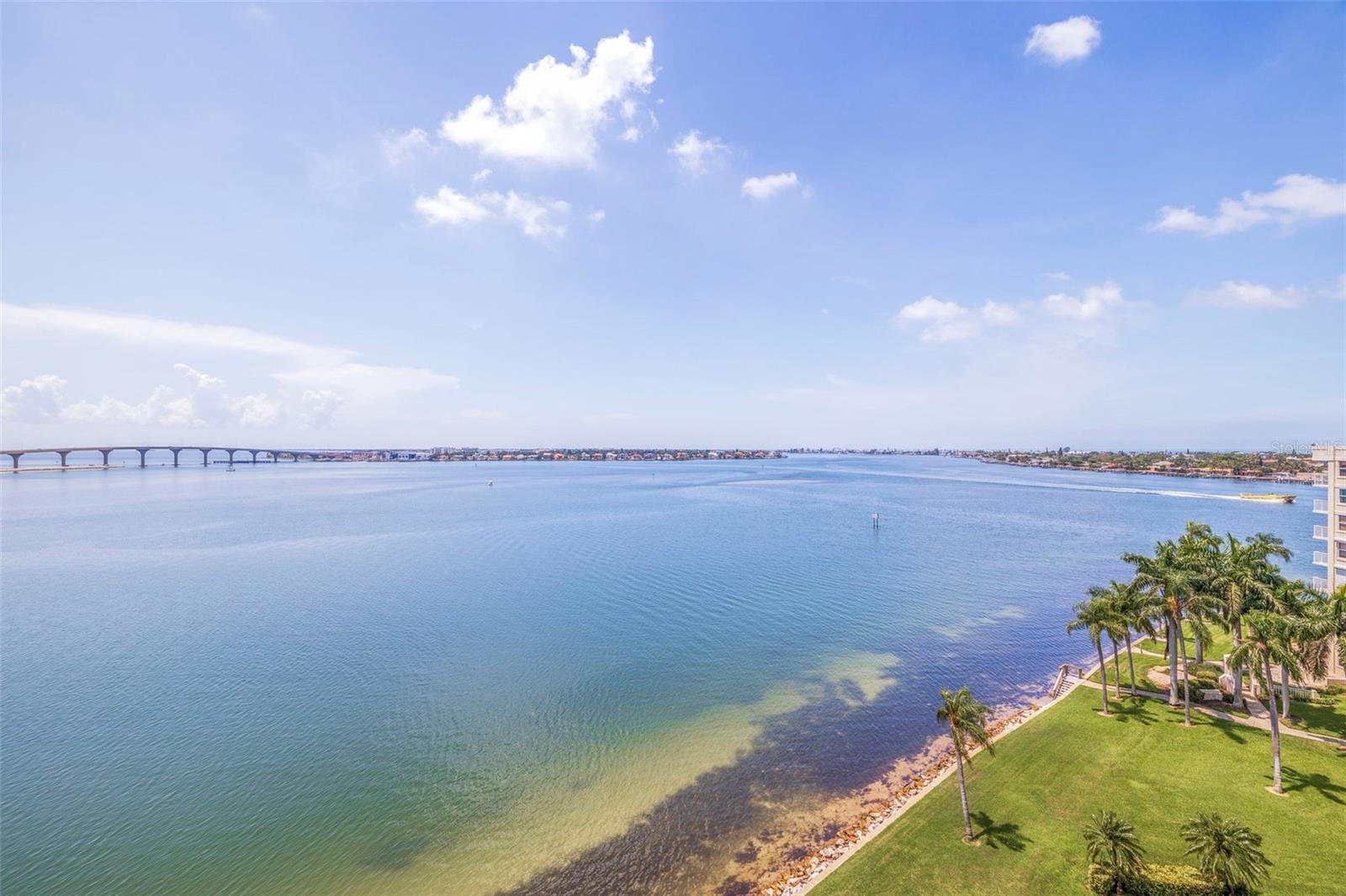 Image 31 of 48 For 6287 Bahia Del Mar Circle 801