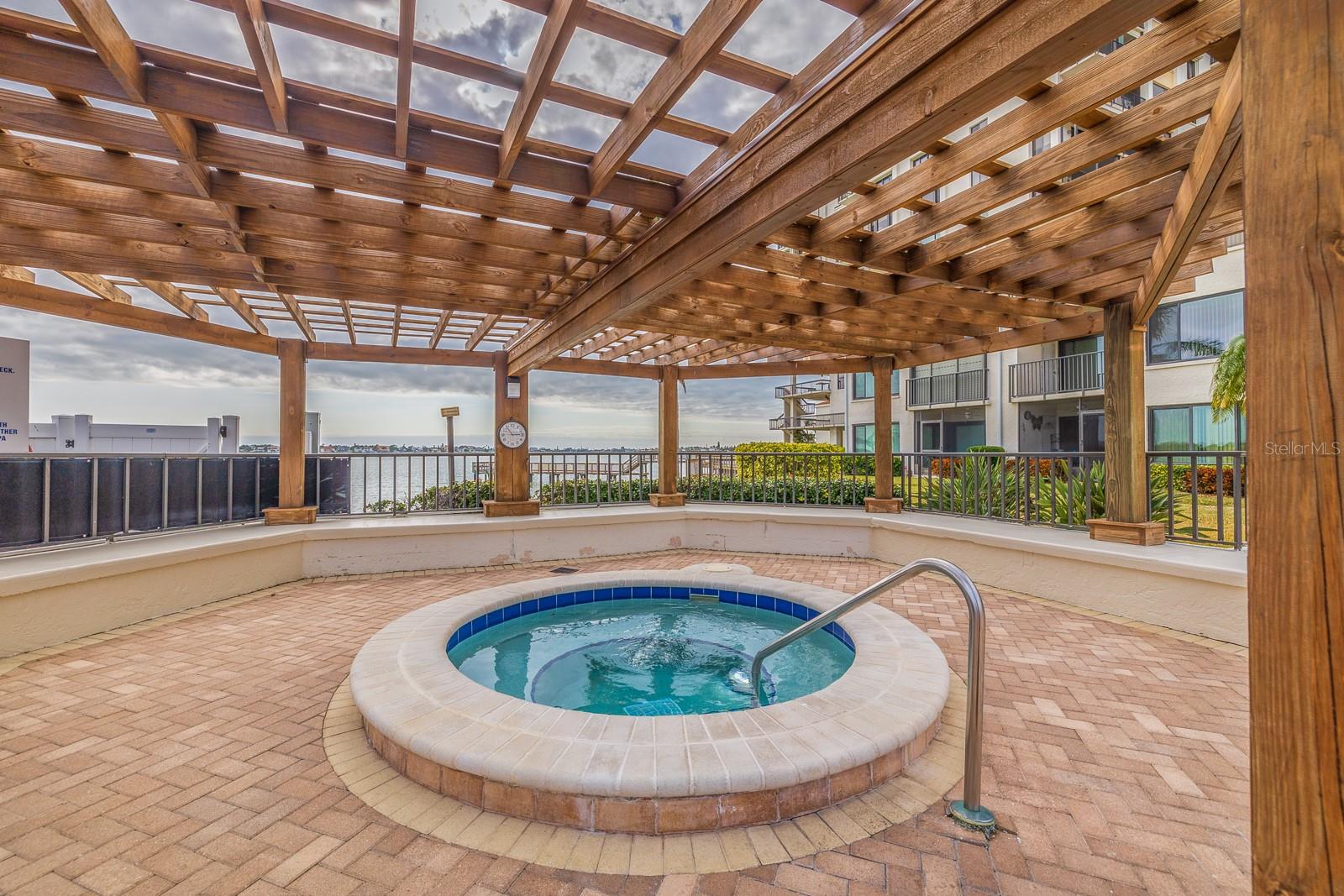 Image 34 of 48 For 6287 Bahia Del Mar Circle 801