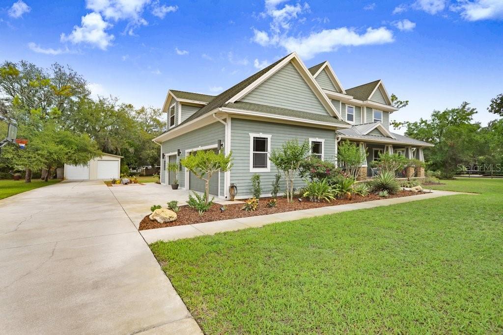 Image 18 of 73 For 18929 Crescent Road