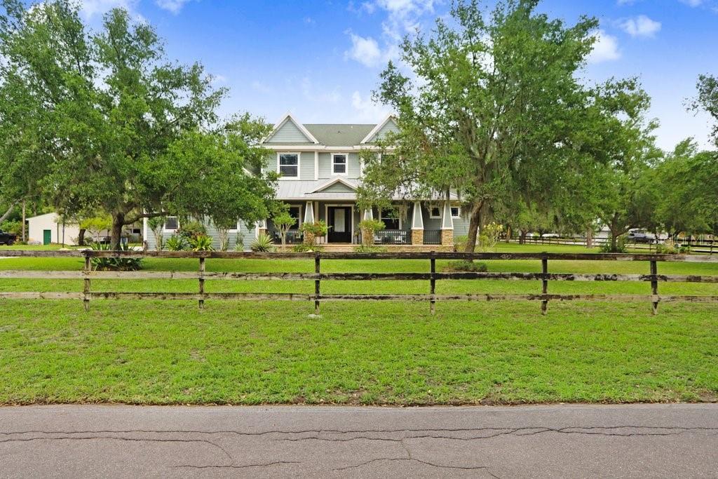 Image 5 of 73 For 18929 Crescent Road