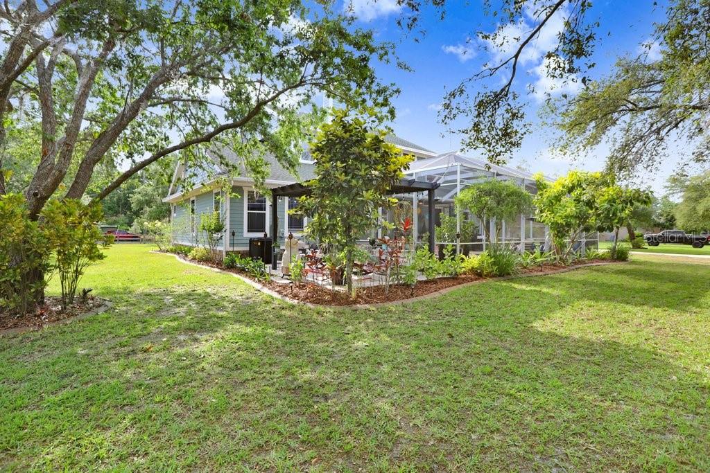 Image 62 of 73 For 18929 Crescent Road