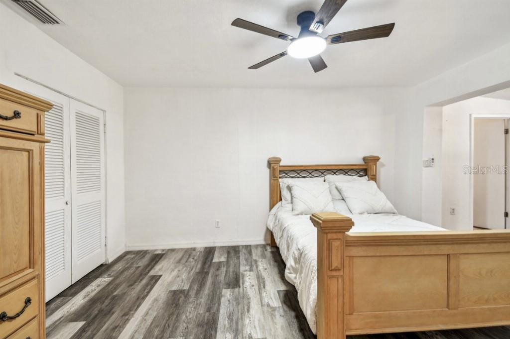 Image 32 of 50 For 1247 21st Street