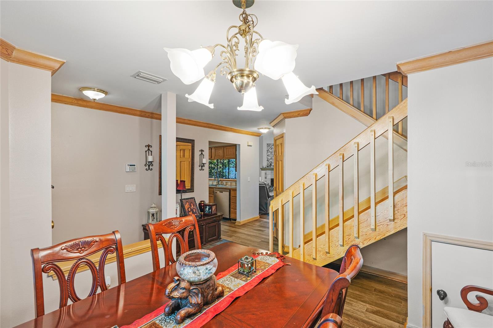 Image 10 of 54 For 1486 Mahogany Lane 703