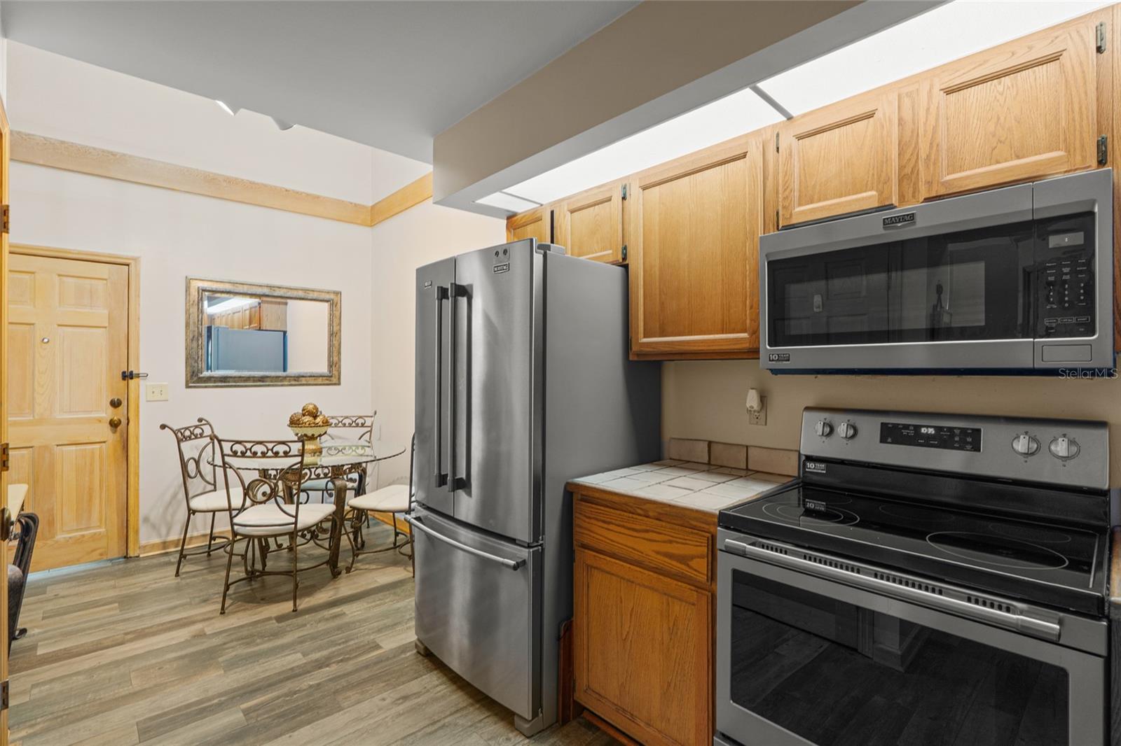 Image 14 of 54 For 1486 Mahogany Lane 703
