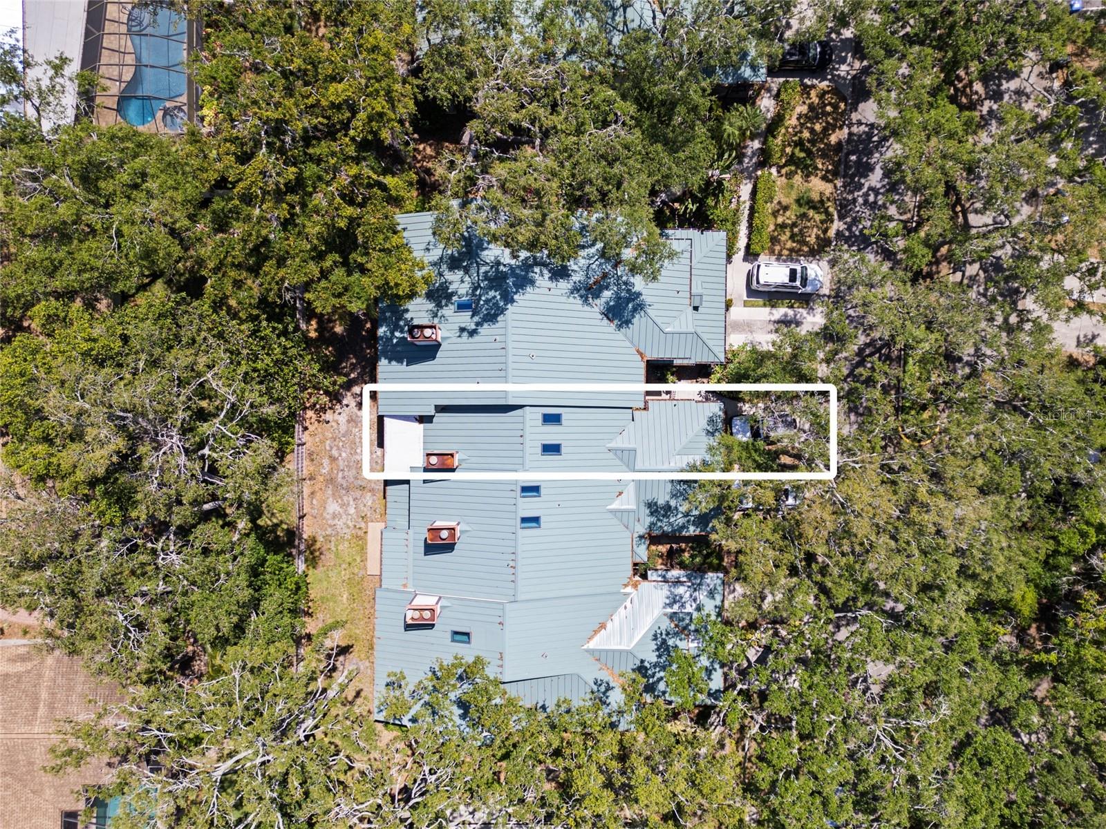 Image 6 of 54 For 1486 Mahogany Lane 703