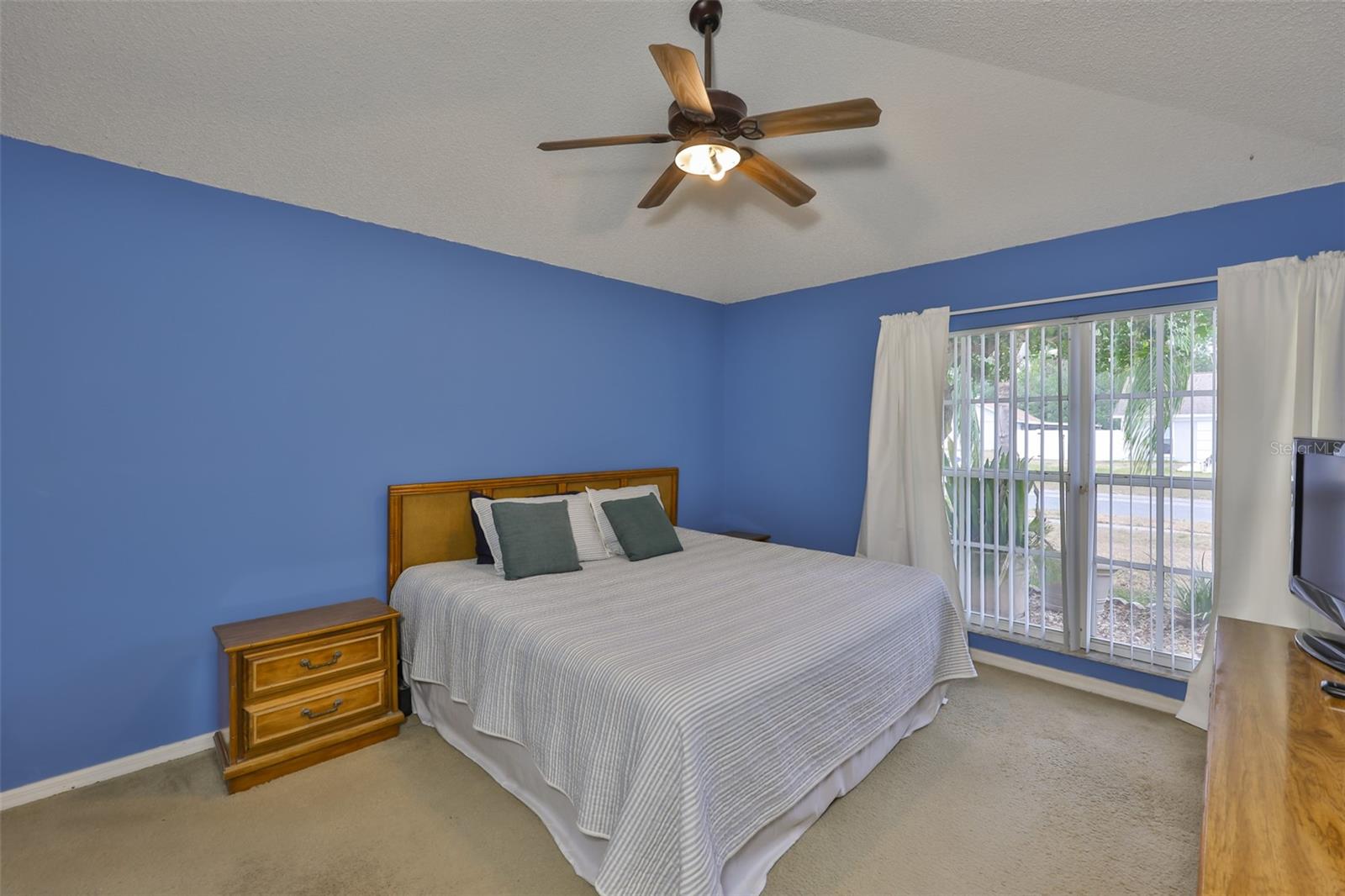 Image 19 of 42 For 1005 Hardwood Drive