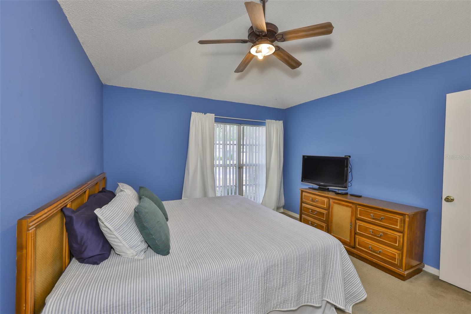 Image 20 of 42 For 1005 Hardwood Drive