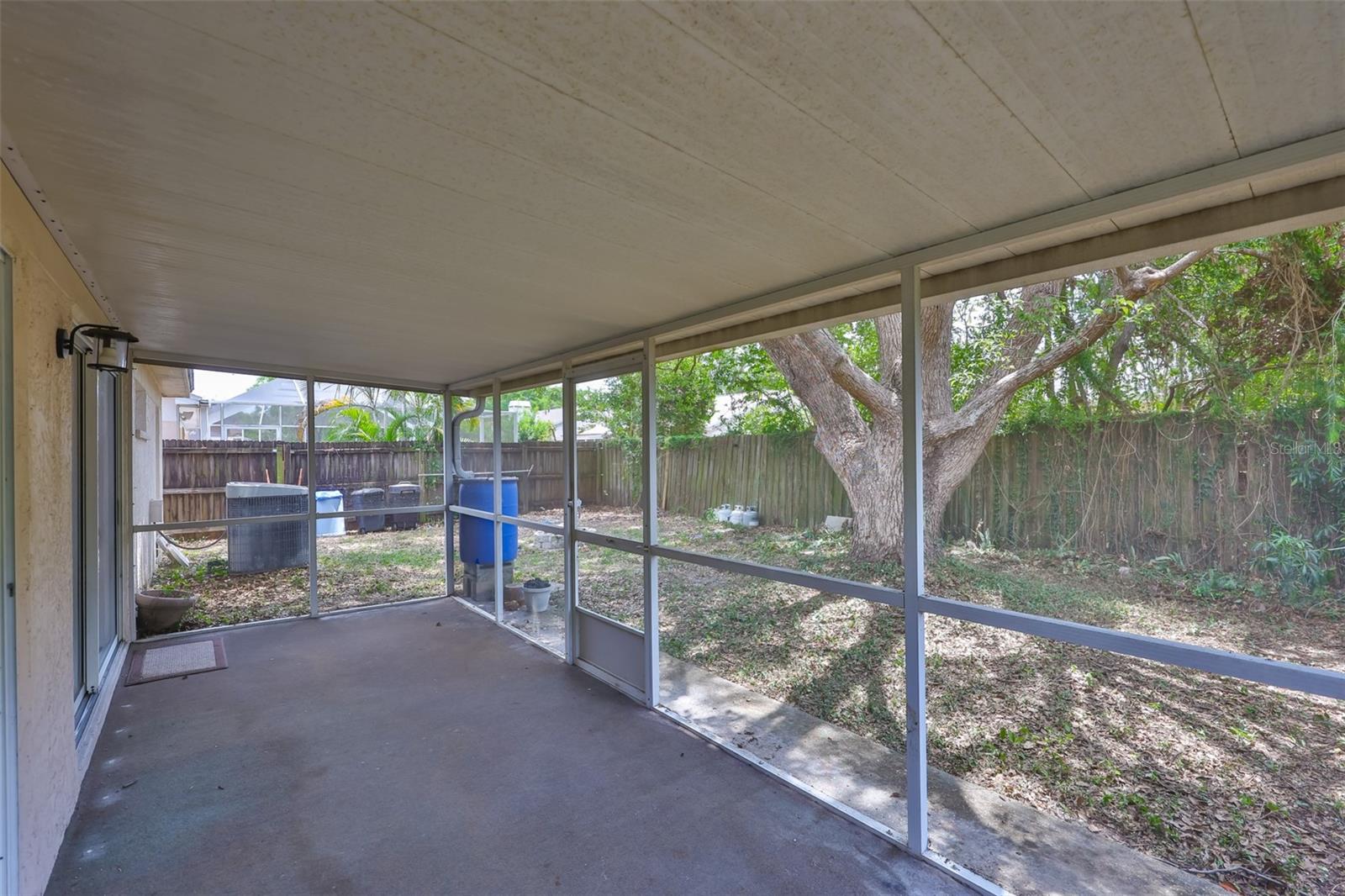 Image 33 of 42 For 1005 Hardwood Drive