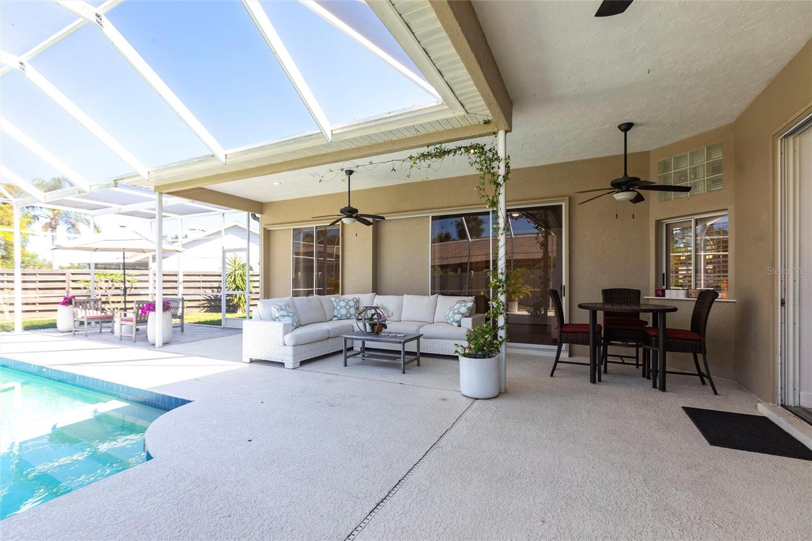 Image 6 of 53 For 4822 Hamlets Grove Drive