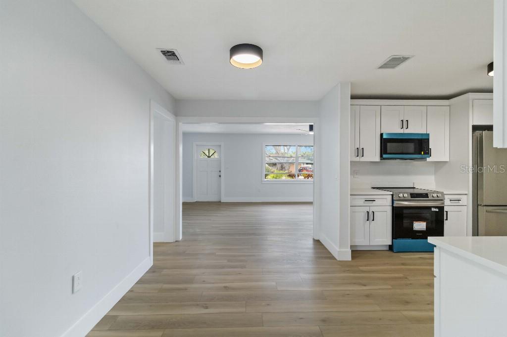 Image 4 of 19 For 1857 Siesta Drive