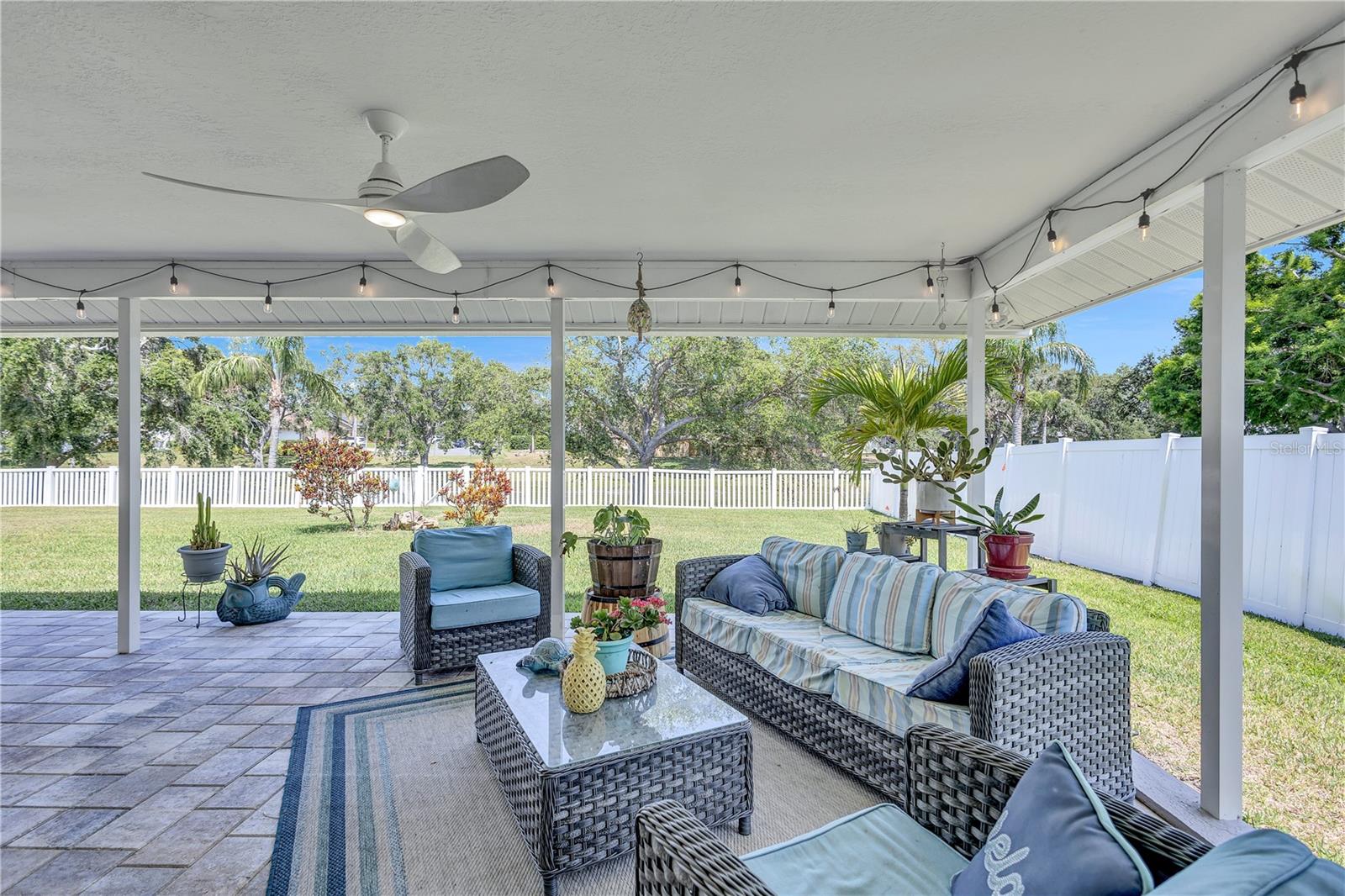 Listing photo id 18 for 10825 Christopher Court