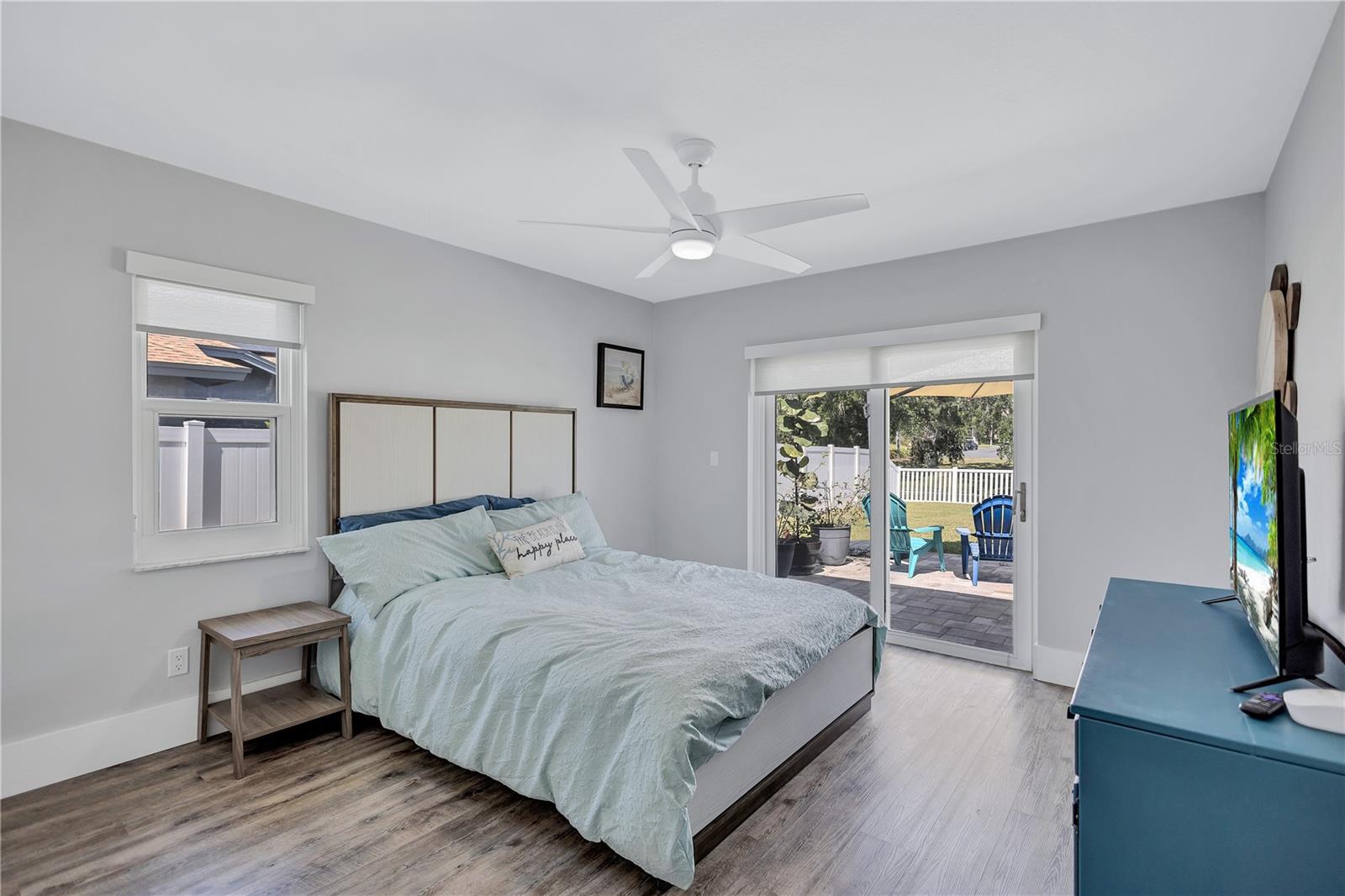 Listing photo id 30 for 10825 Christopher Court
