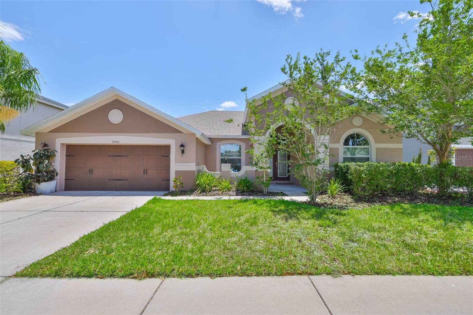 Details for 13742 Artesa Bell Drive, RIVERVIEW, FL 33579