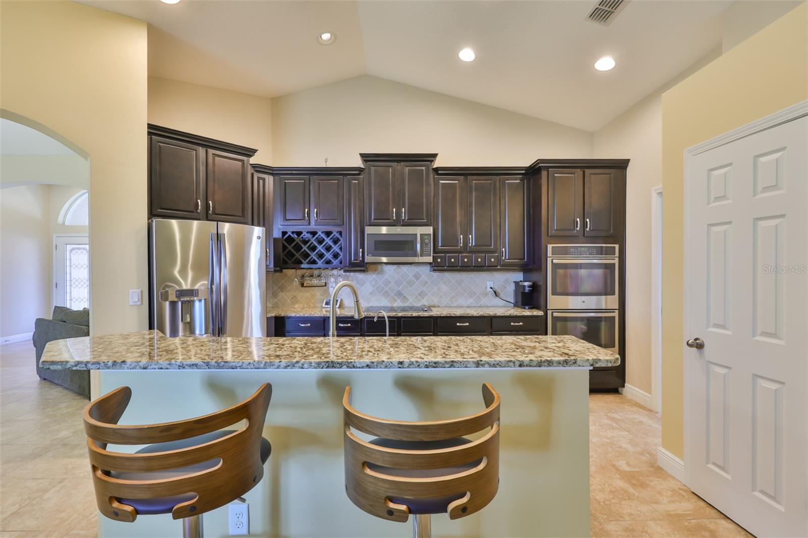 Image 14 of 43 For 13742 Artesa Bell Drive