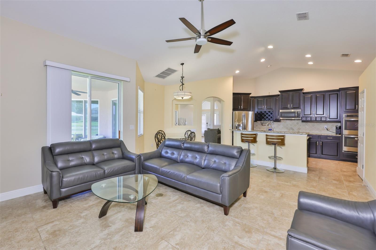 Image 16 of 43 For 13742 Artesa Bell Drive