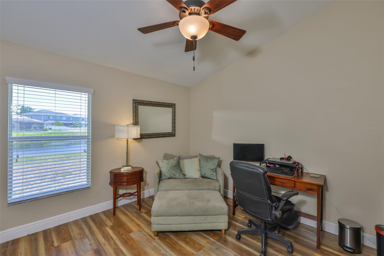 Image 30 of 43 For 13742 Artesa Bell Drive