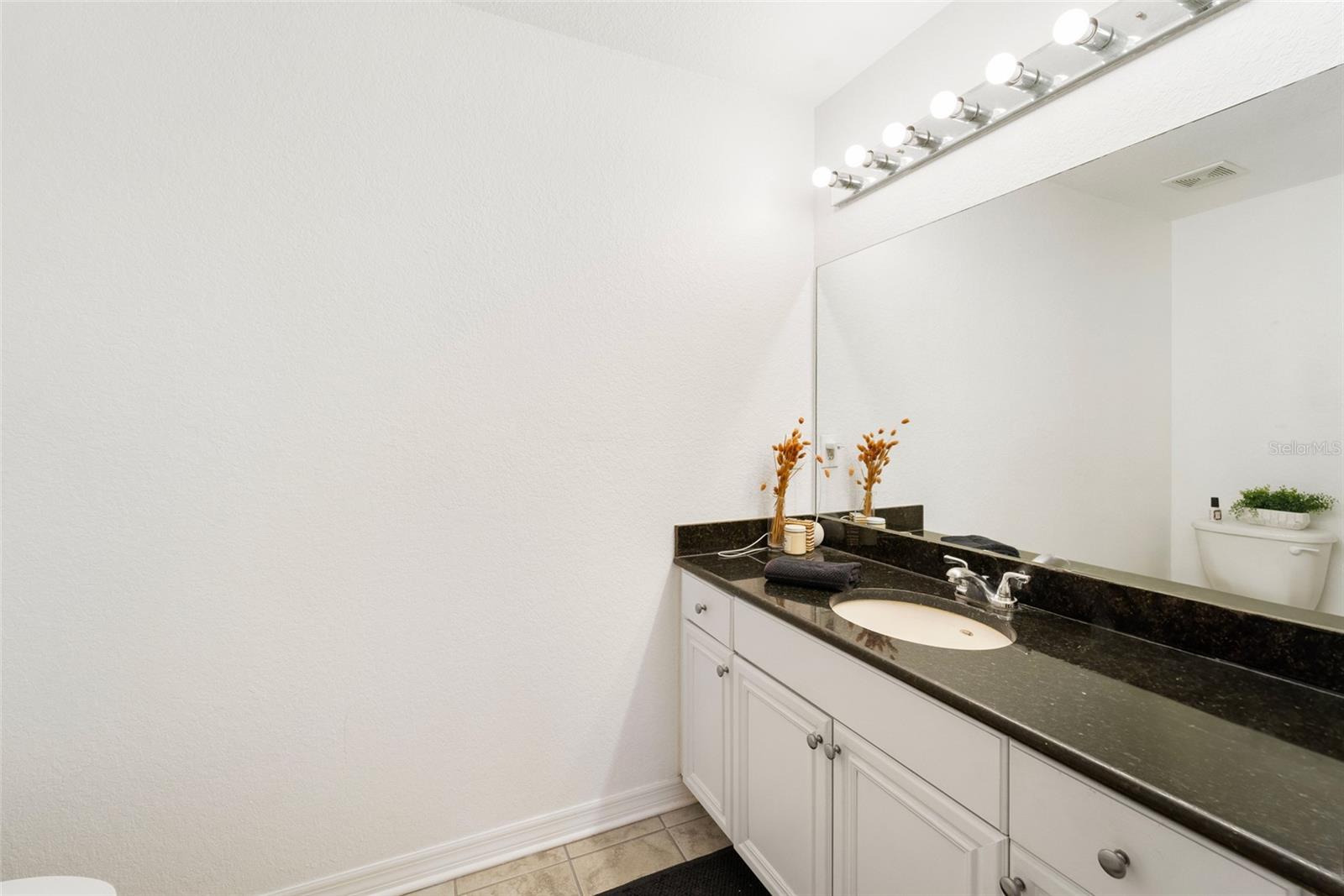 Image 13 of 41 For 700 Harbour Island Boulevard 342