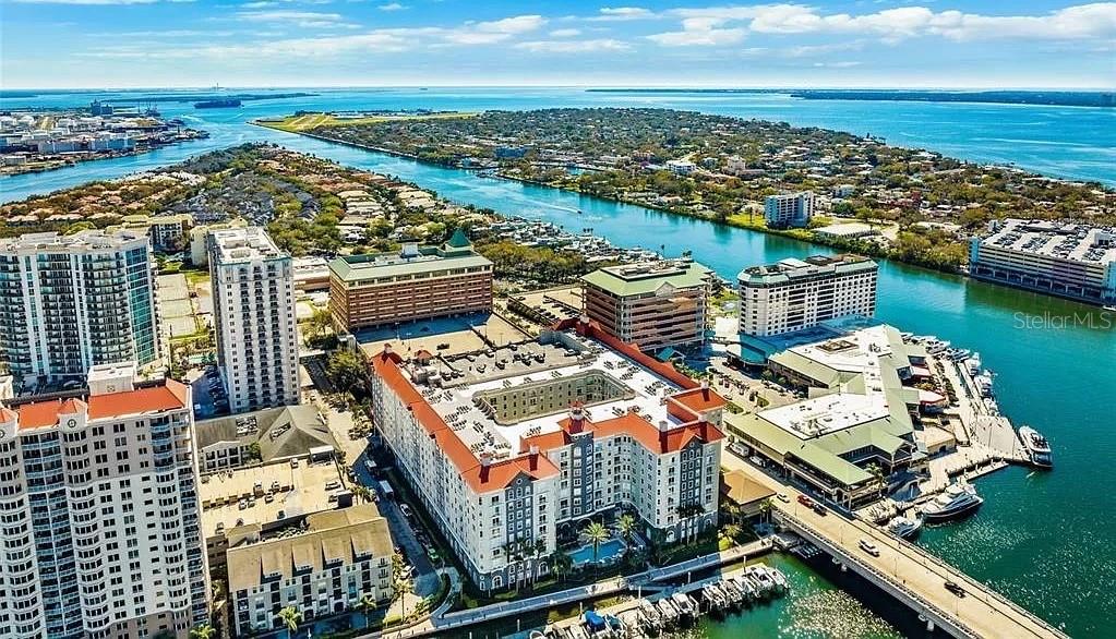 Image 2 of 41 For 700 Harbour Island Boulevard 342