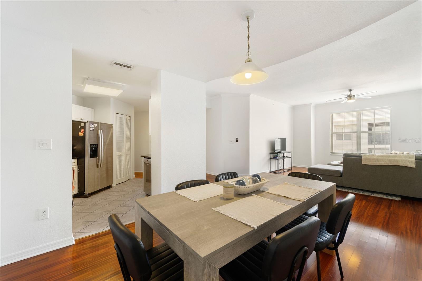 Image 6 of 41 For 700 Harbour Island Boulevard 342