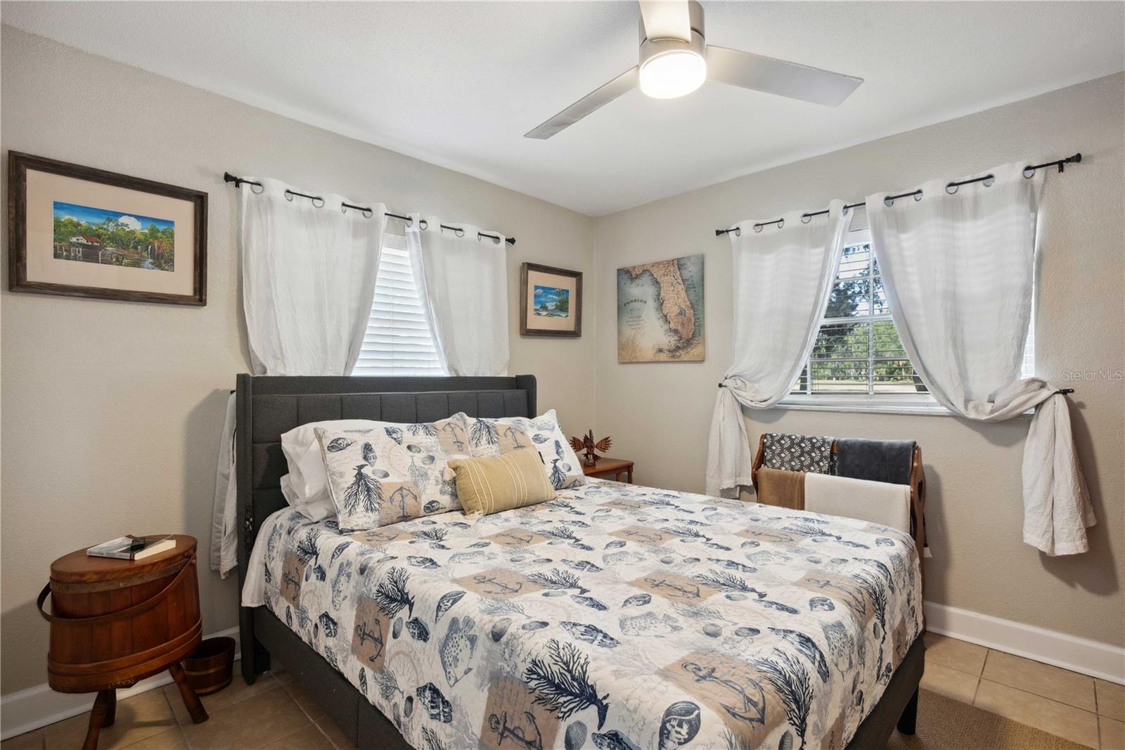 Image 14 of 32 For 6139 Royal Drive