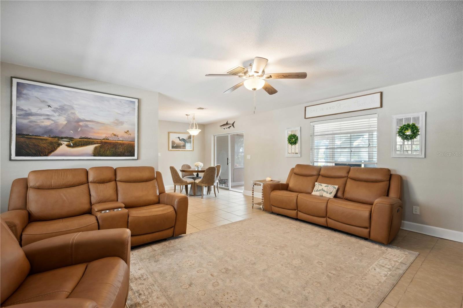 Image 6 of 32 For 6139 Royal Drive