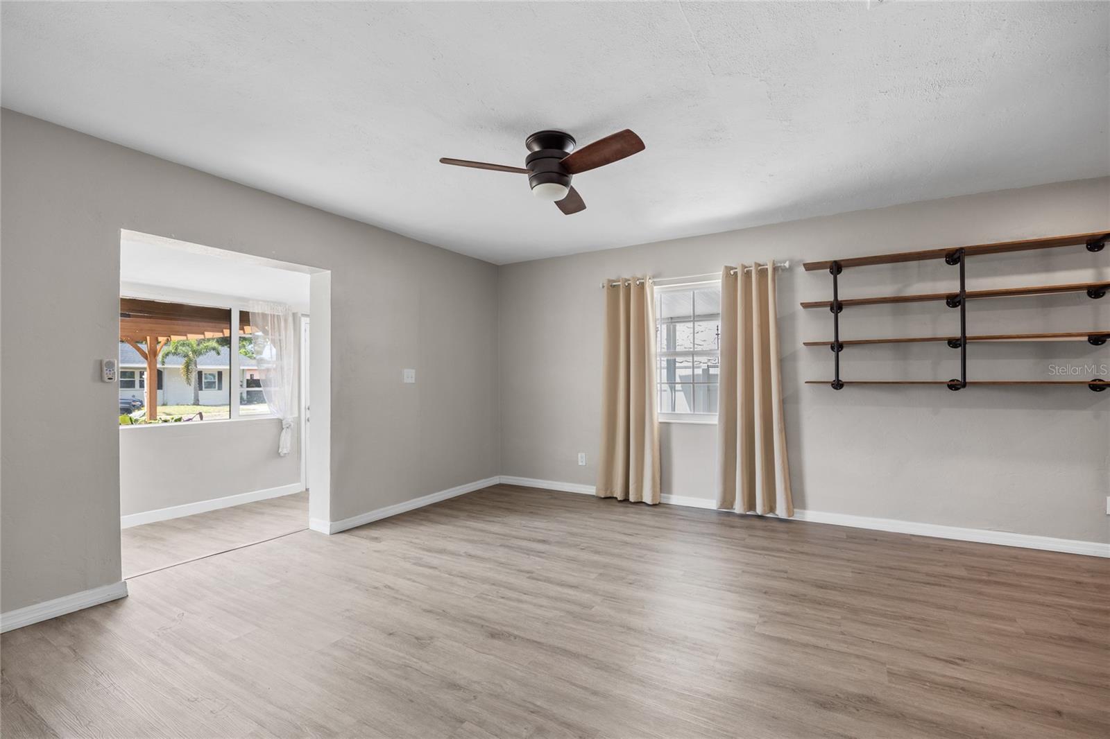 Image 10 of 40 For 4527 24th Avenue S