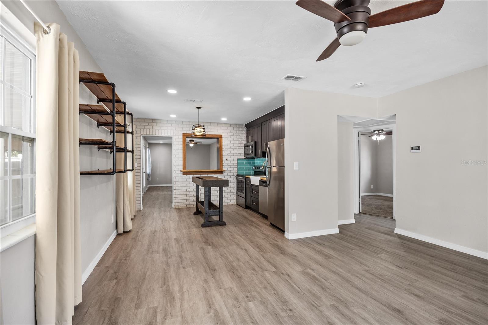 Image 13 of 40 For 4527 24th Avenue S