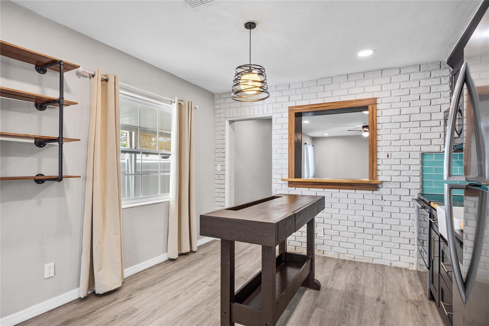 Image 14 of 40 For 4527 24th Avenue S