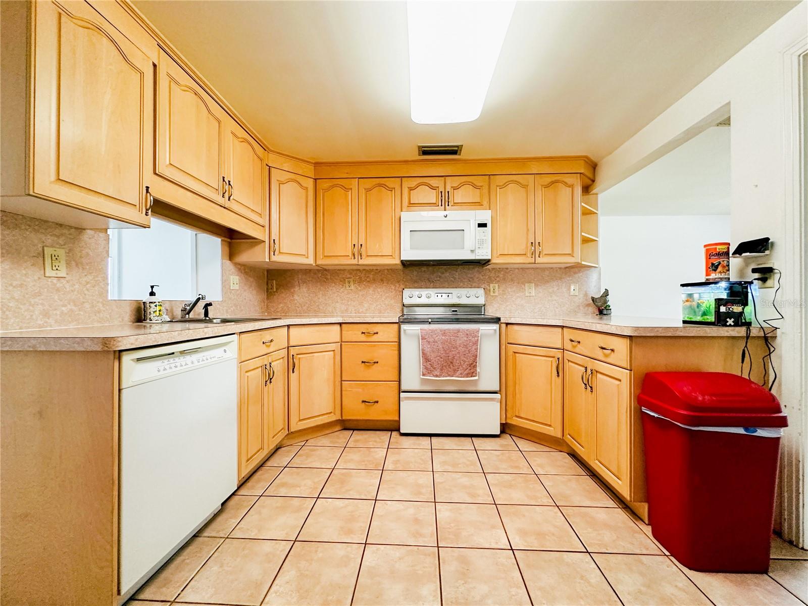 Image 5 of 18 For 1690 Mcadoo Avenue