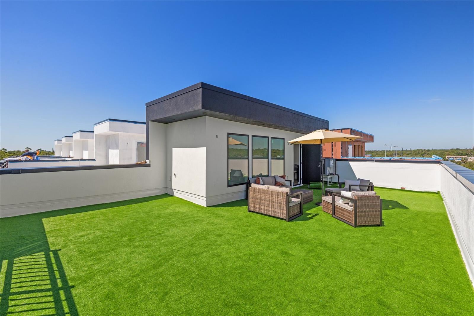 Listing photo id 23 for 2104 4th Street S