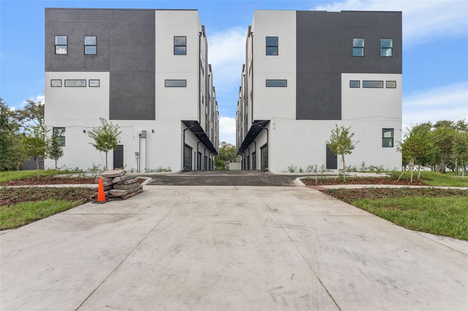 Image 34 of 43 For 2104 4th Street S