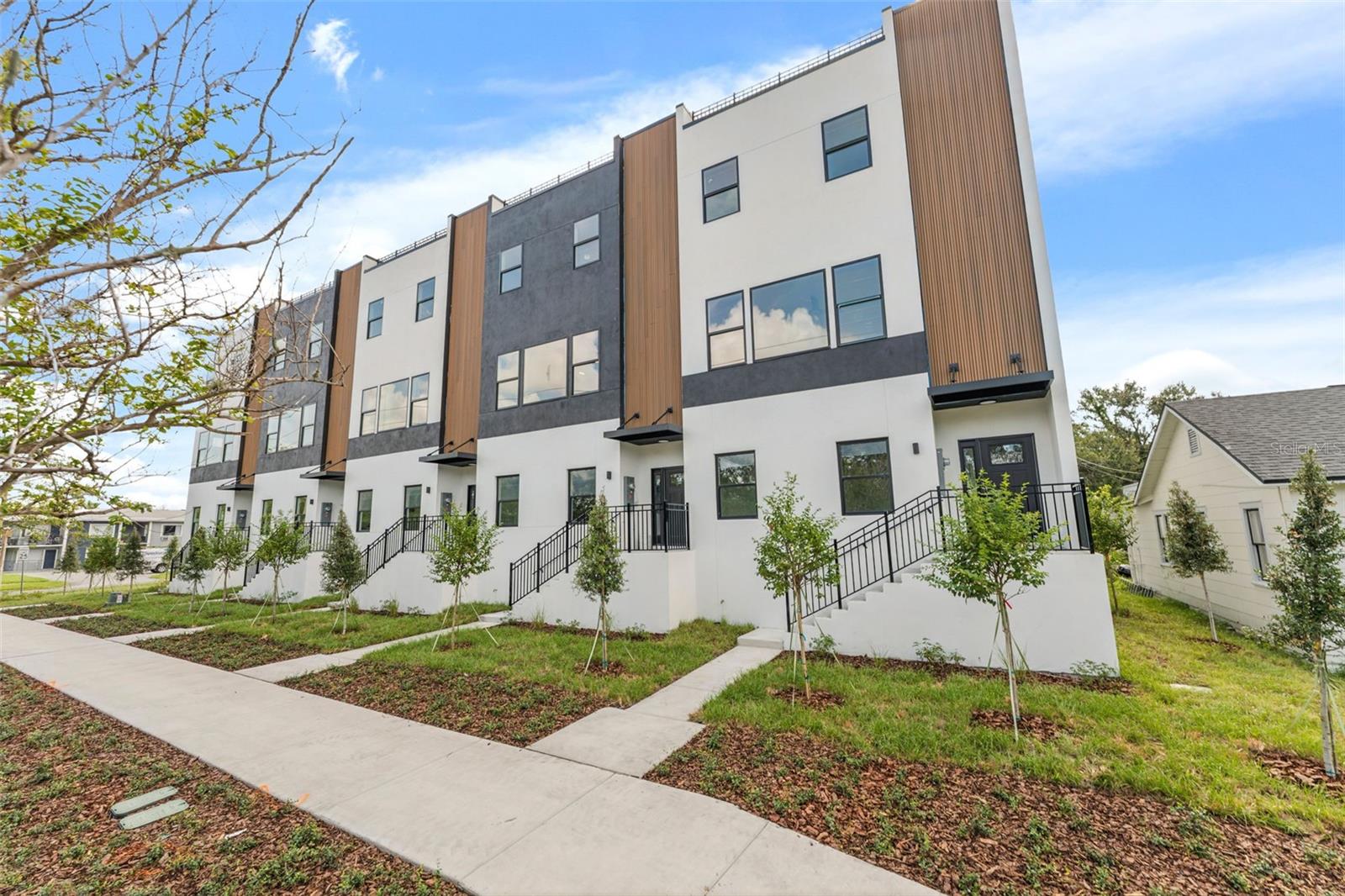 Image 36 of 43 For 2104 4th Street S