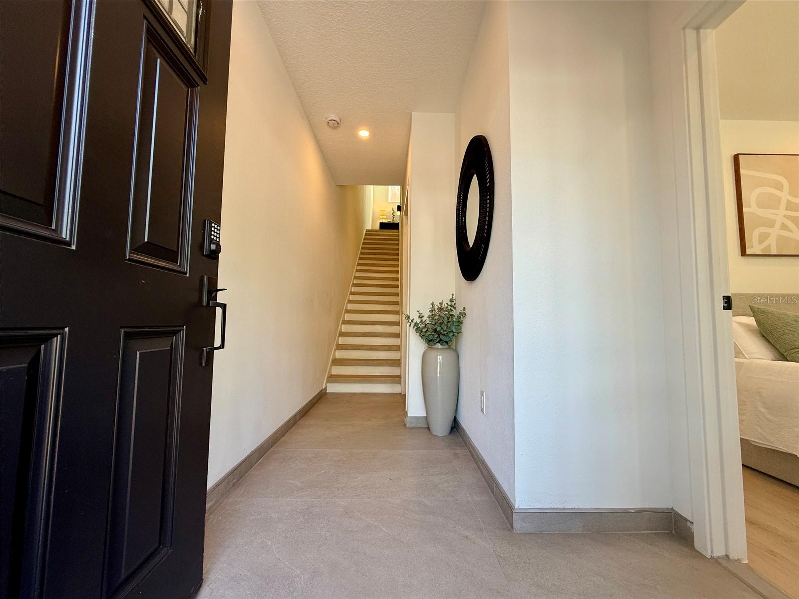 Listing photo id 3 for 2104 4th Street S